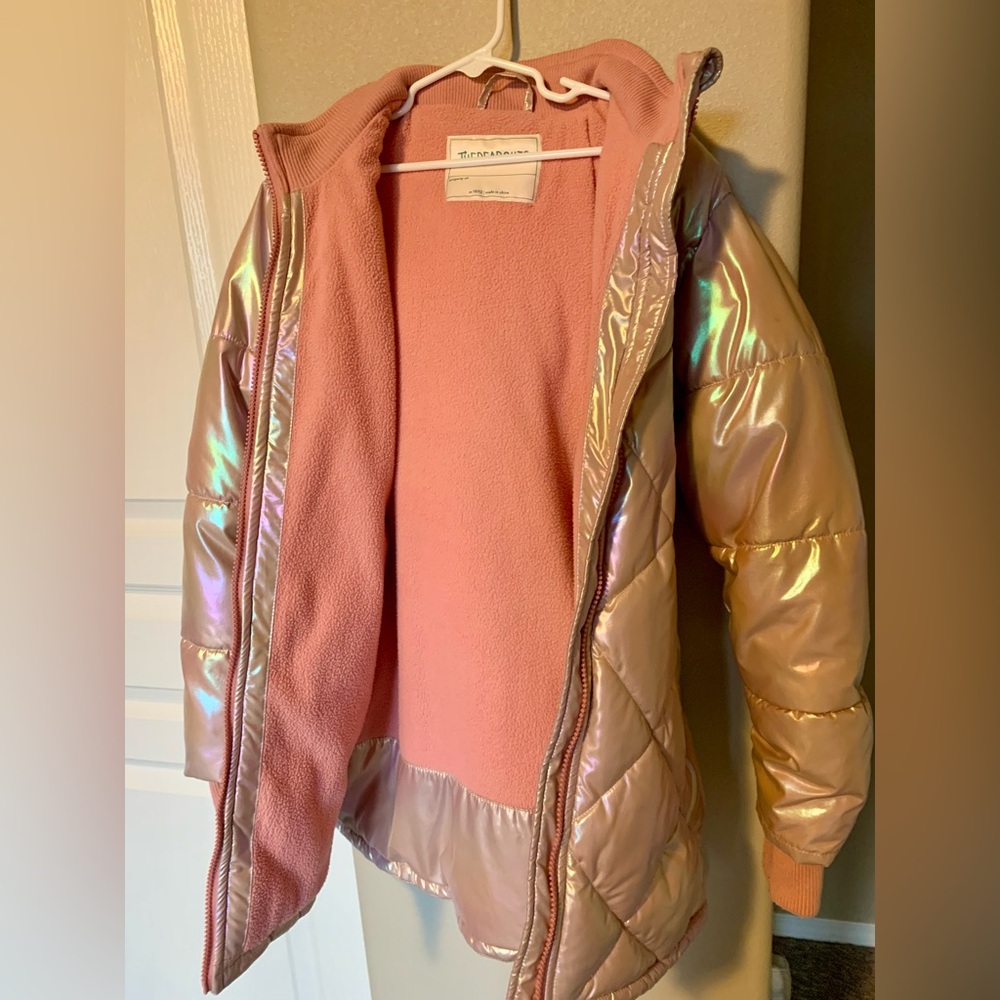 Girls Iridescent Pink Puffer Coat.